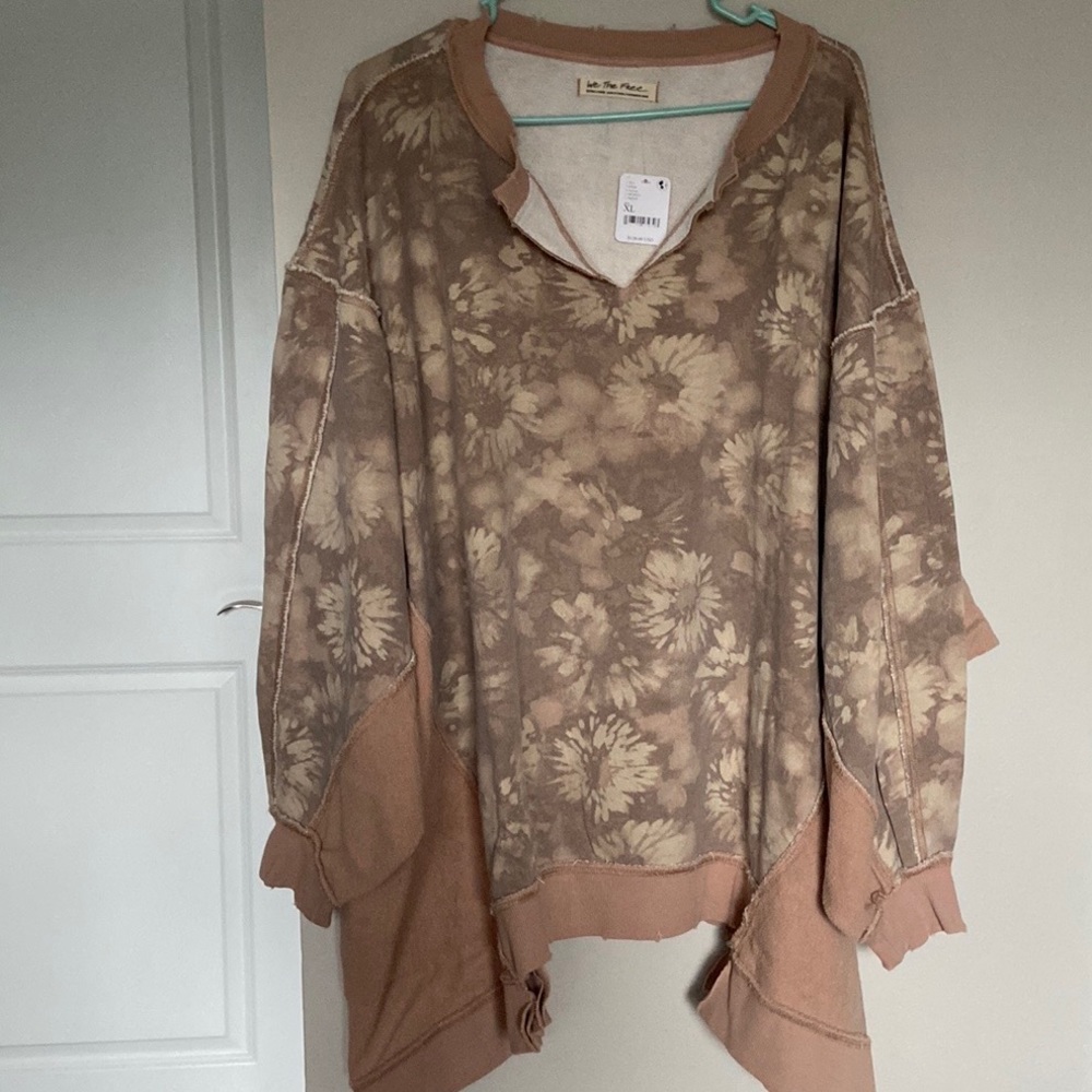 Free People Sweatshirt